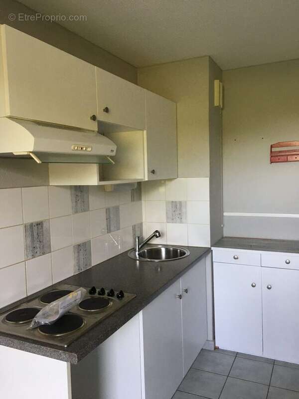 Appartement à LA RIVIERE-SAINT-SAUVEUR
