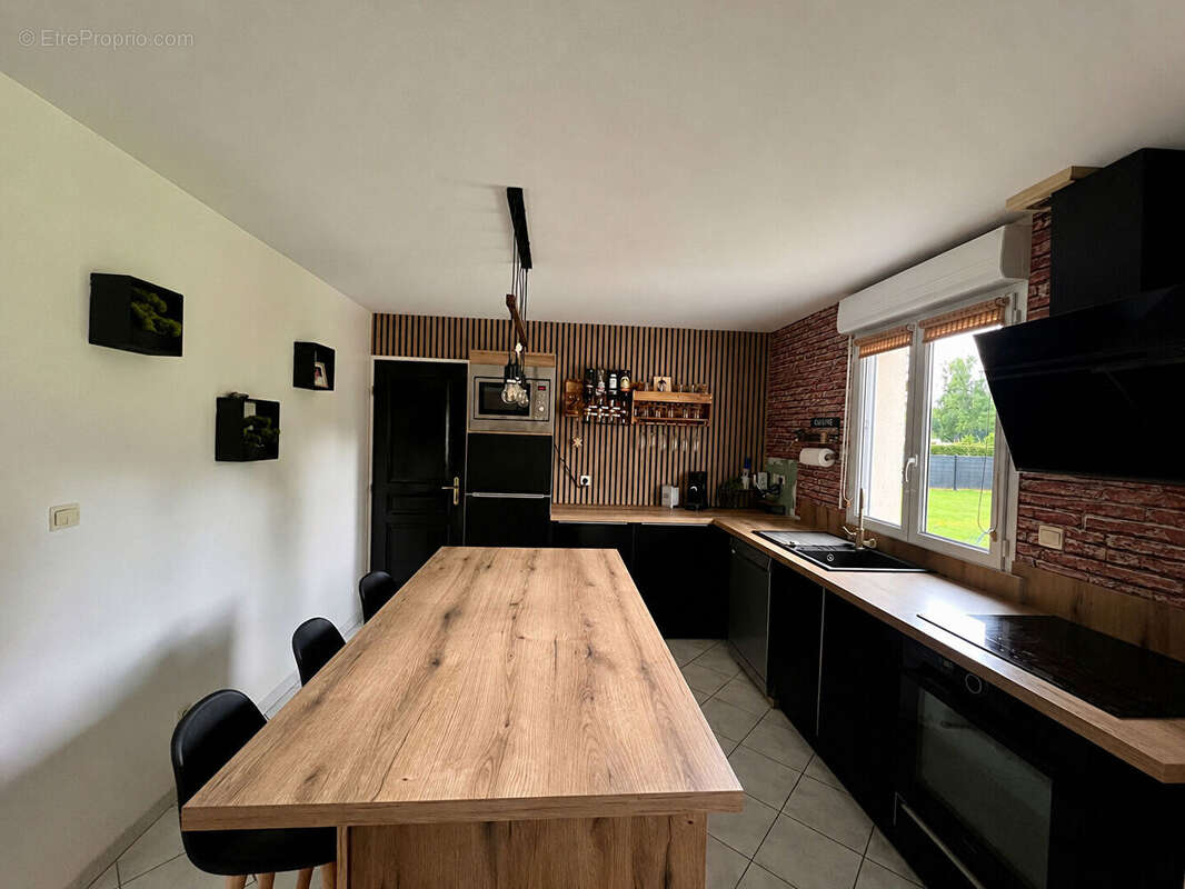 Maison à FROHEN-LE-GRAND