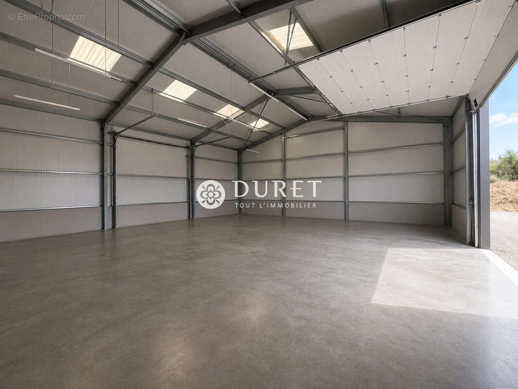 Commerce 399 m² à Aizenay  - photo 6