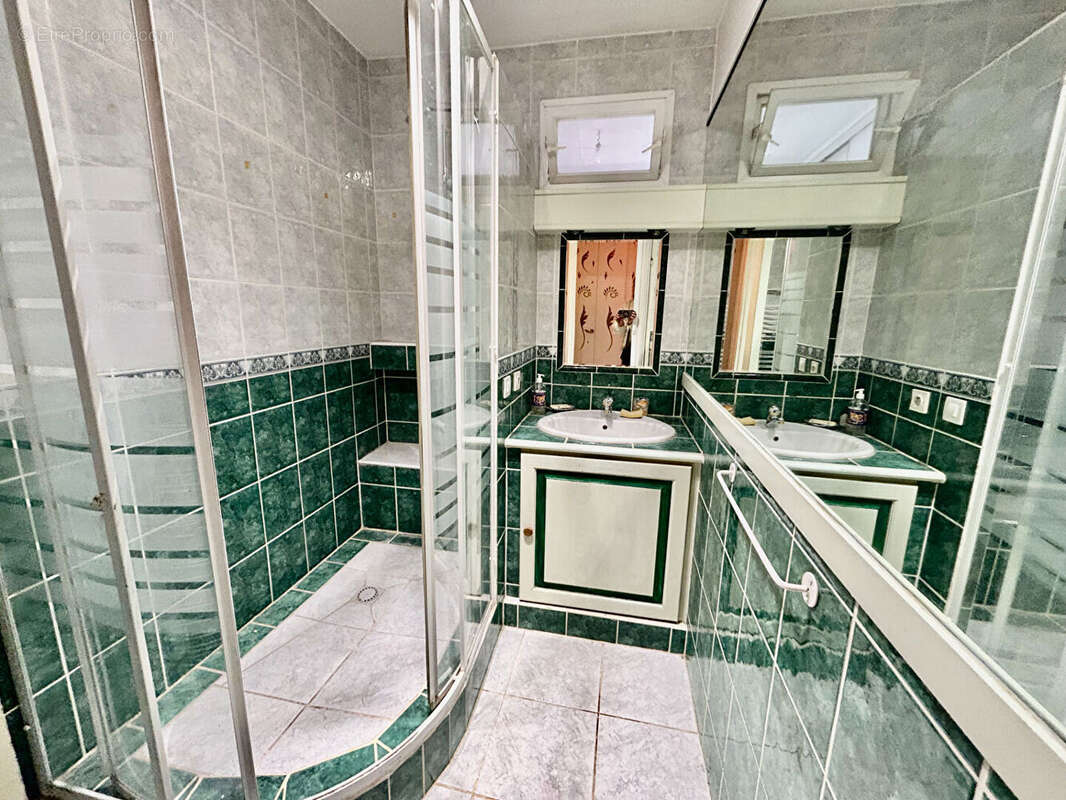 Appartement à NOGENT-SUR-MARNE