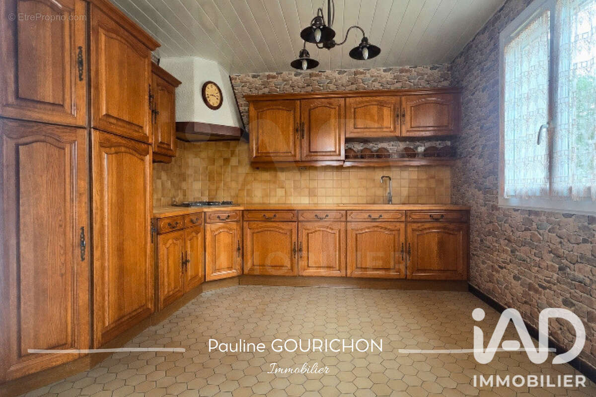 Maison 135 m² à Juillan  - photo 5