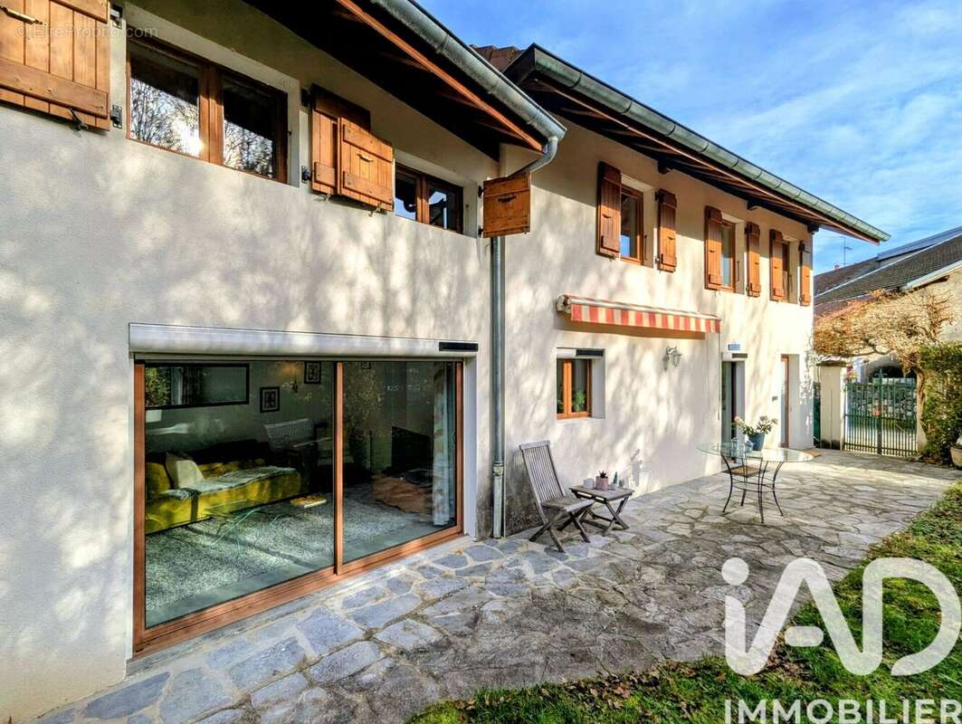 Photo 2 - Maison à PERS-JUSSY