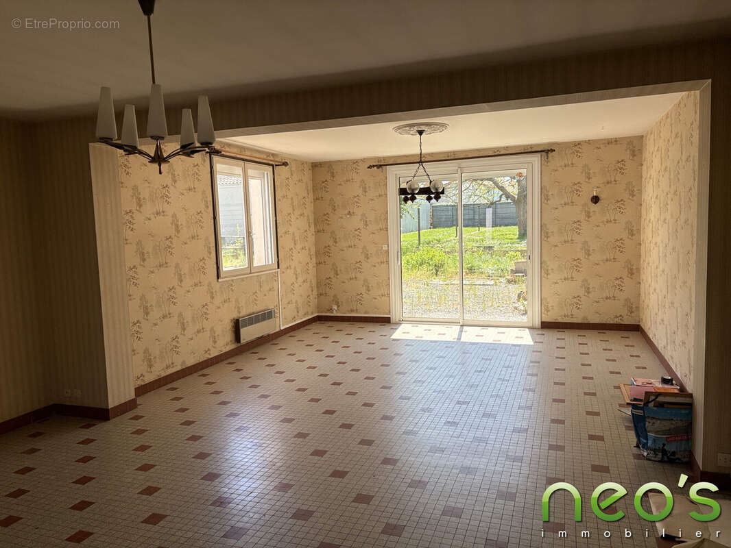 Maison à LA RENAUDIERE