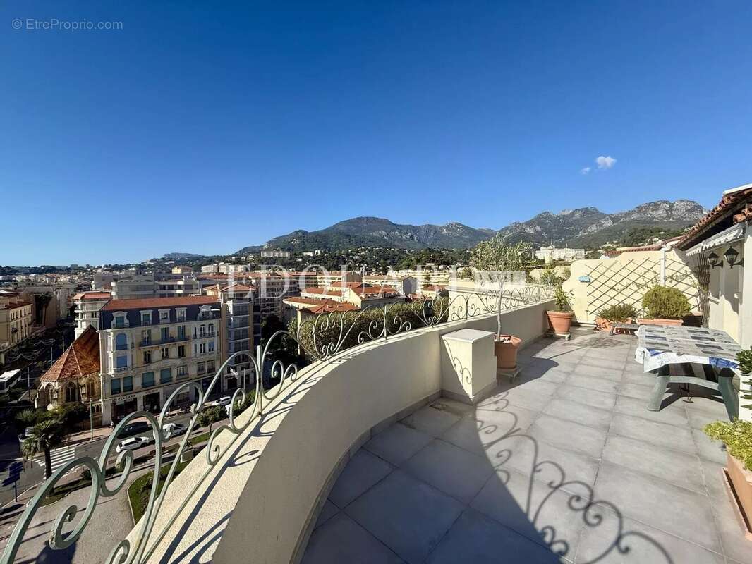 Appartement à MENTON