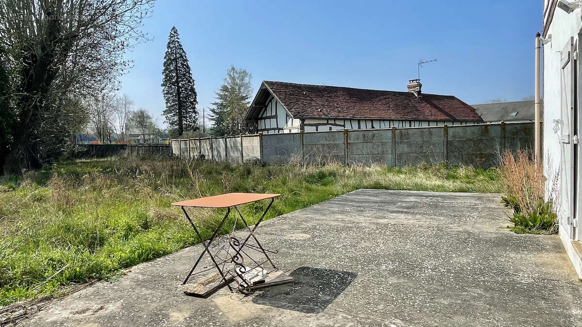 Maison à LE FIDELAIRE