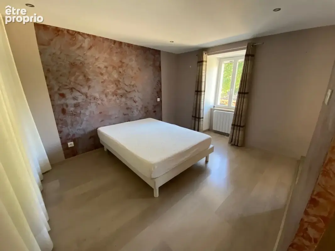 Achat / Vente Maison de Village de Caractère 160 m2 — Seynes (30320 - Proche Uzès) — Terrasse Tropézienne 33 m2, Cour, Garage &  - photo 11