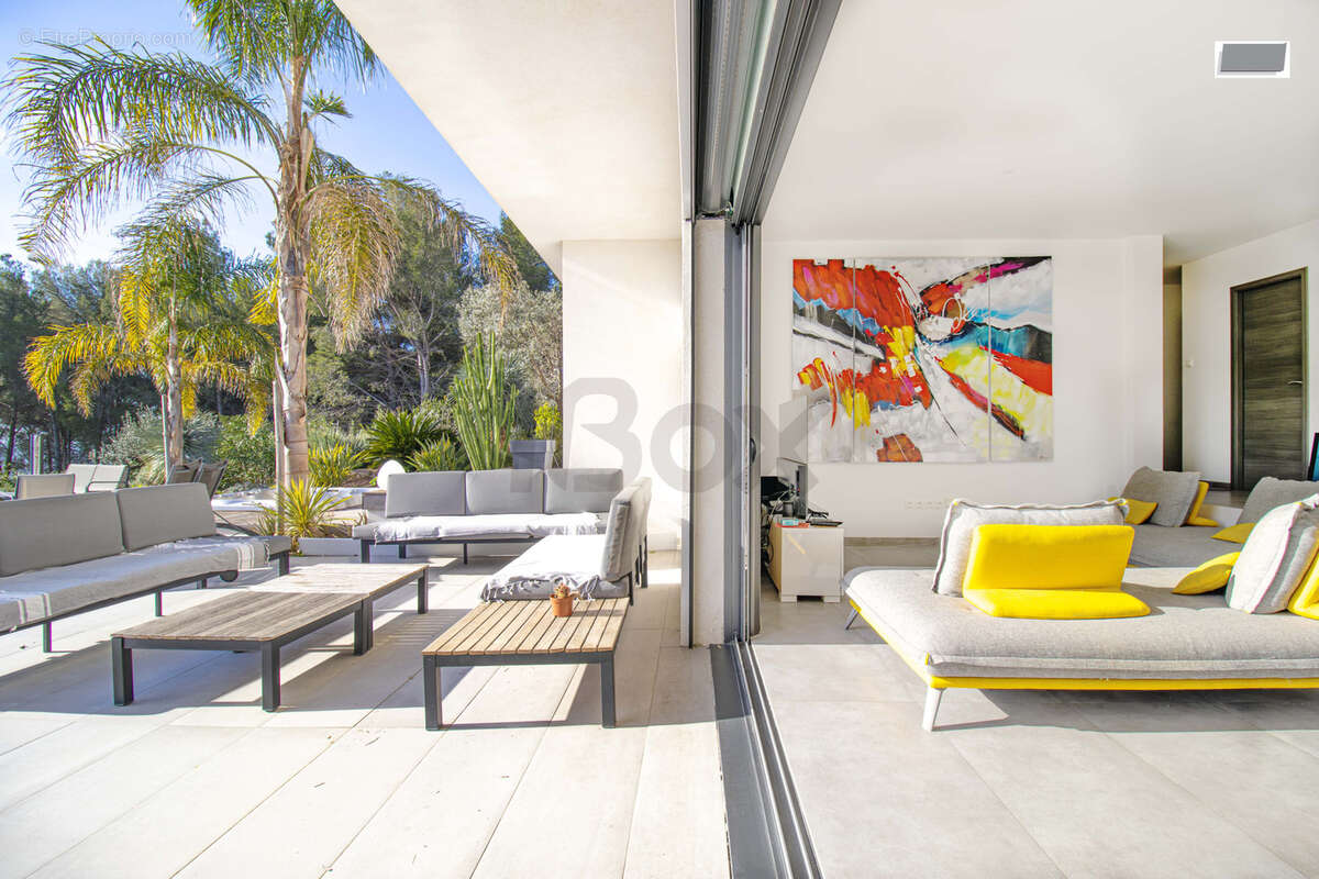 Maison à LA VALETTE-DU-VAR