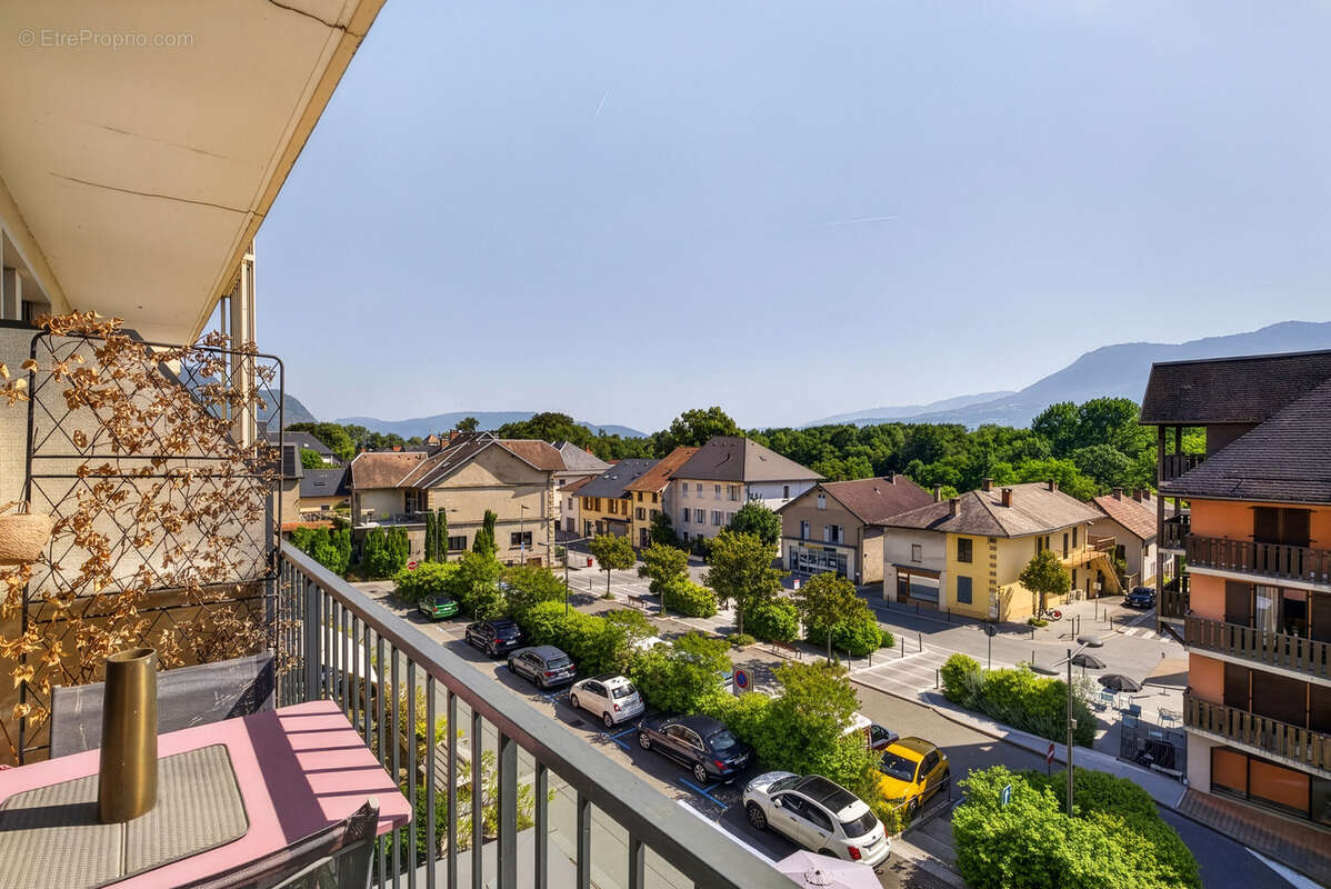 Appartement à LE BOURGET-DU-LAC