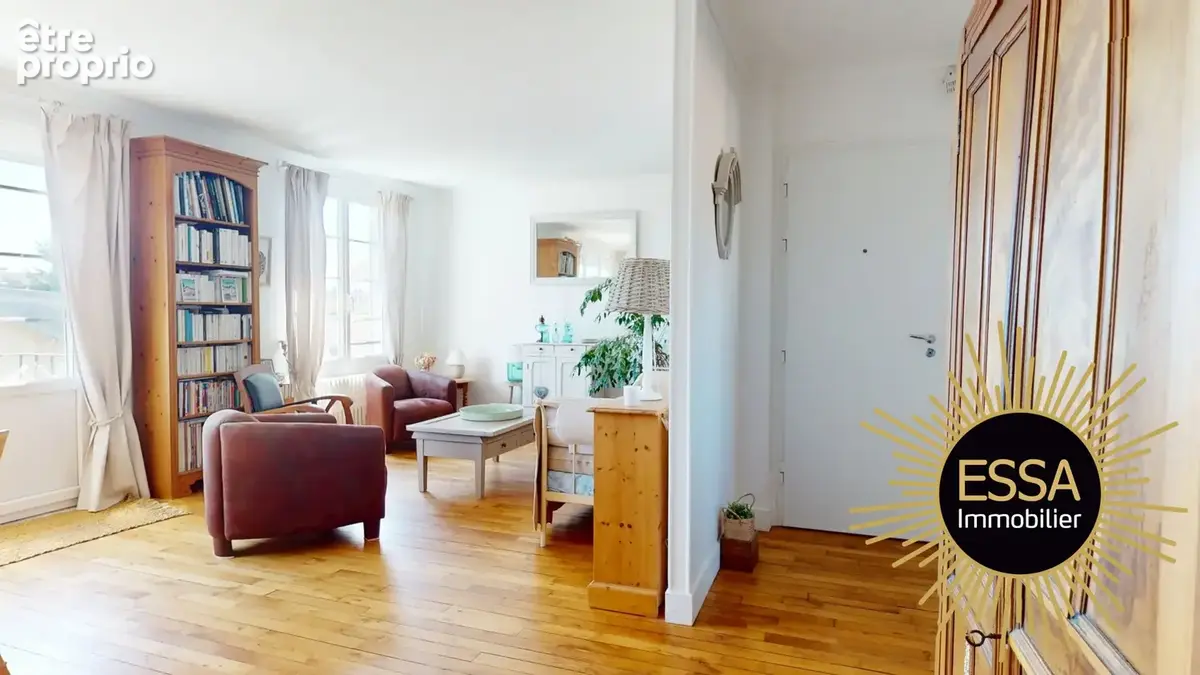 Appartement 4 pièces 78 m² à vendre à Rocquencourt (78150) - photo 2