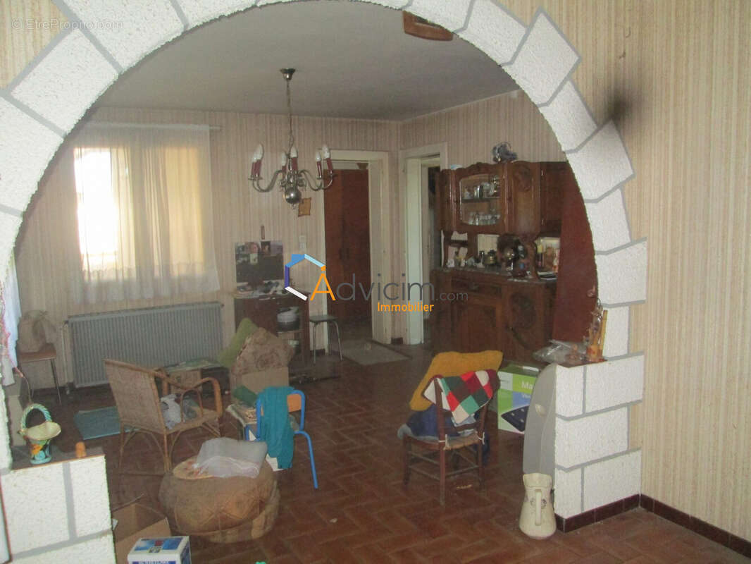 Maison à FROIDECONCHE