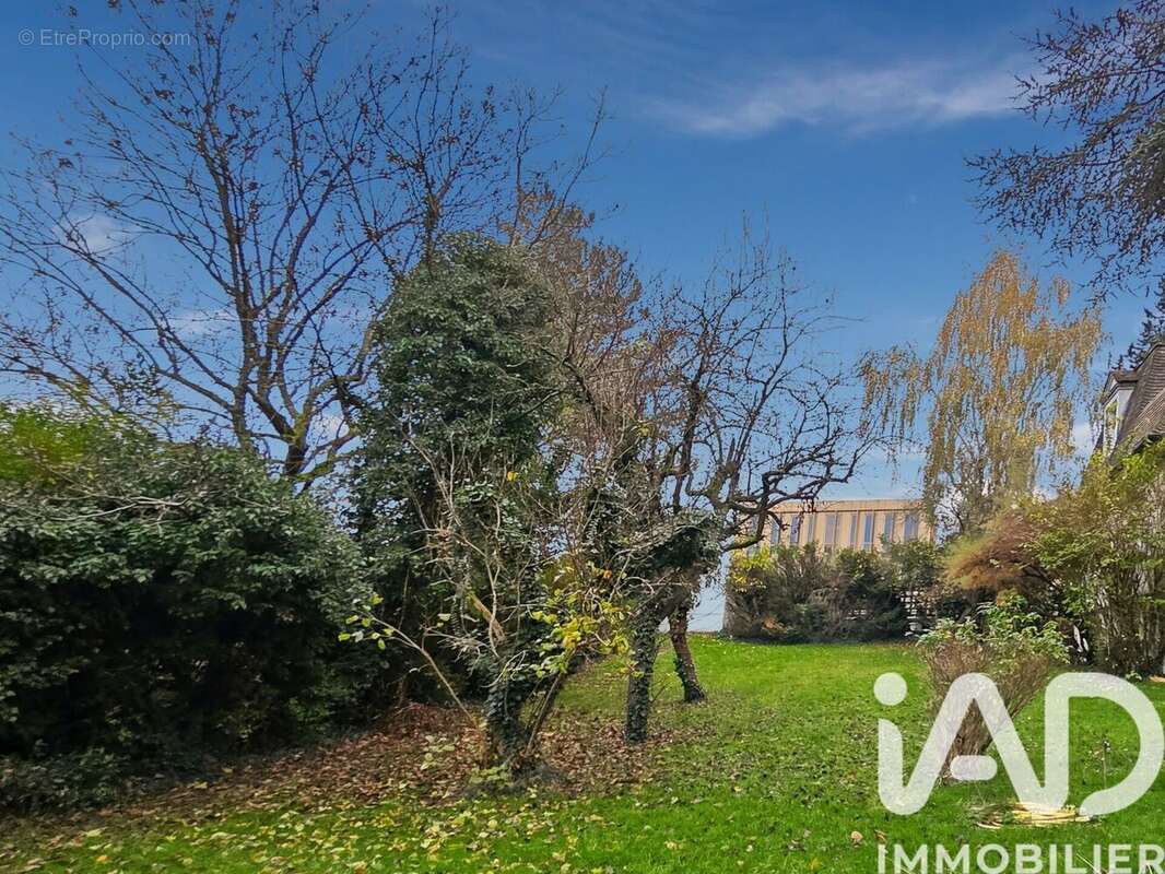 Photo 2 - Terrain à NOISY-LE-GRAND