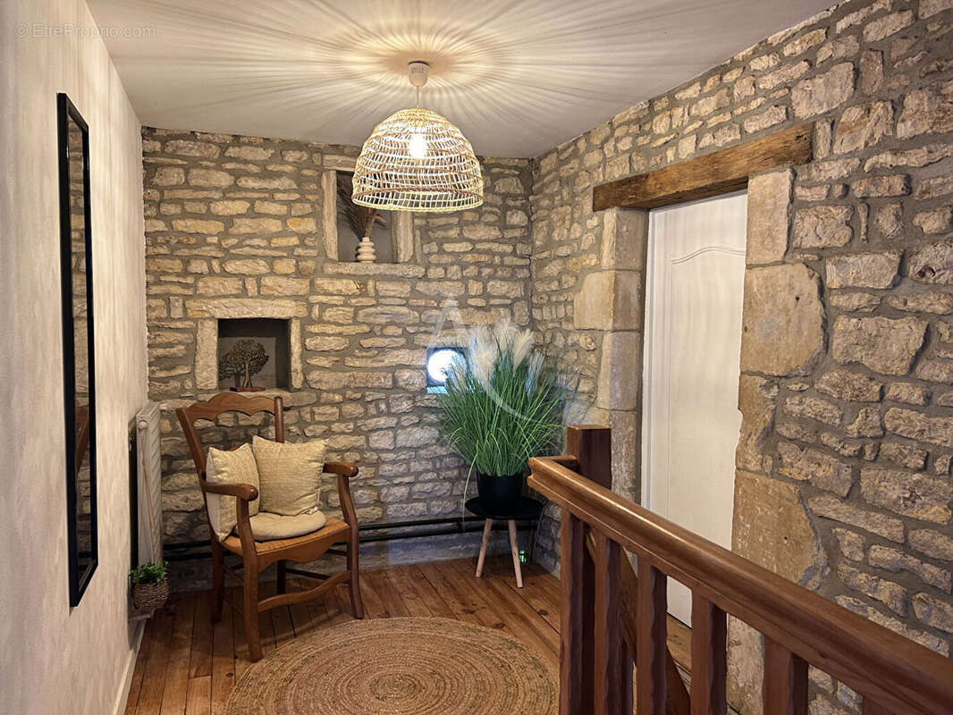 Maison à CHAILLE-LES-MARAIS