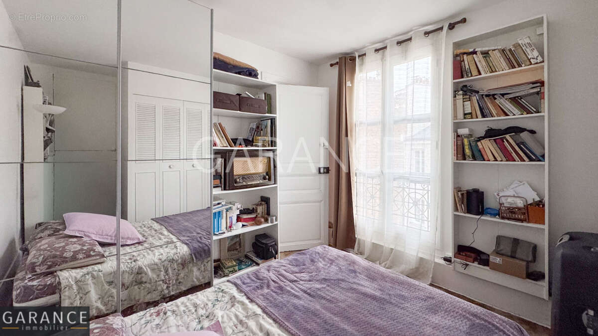 Appartement à PARIS-14E