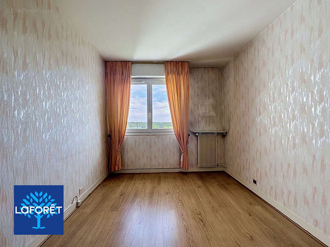 Appartement Evry-Courcouronnes 3 pièces 60m² + 2 boxes + cave - photo 6