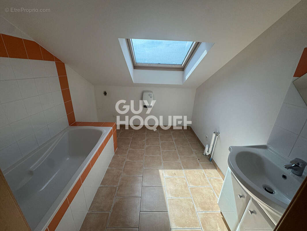 Appartement à RUOMS