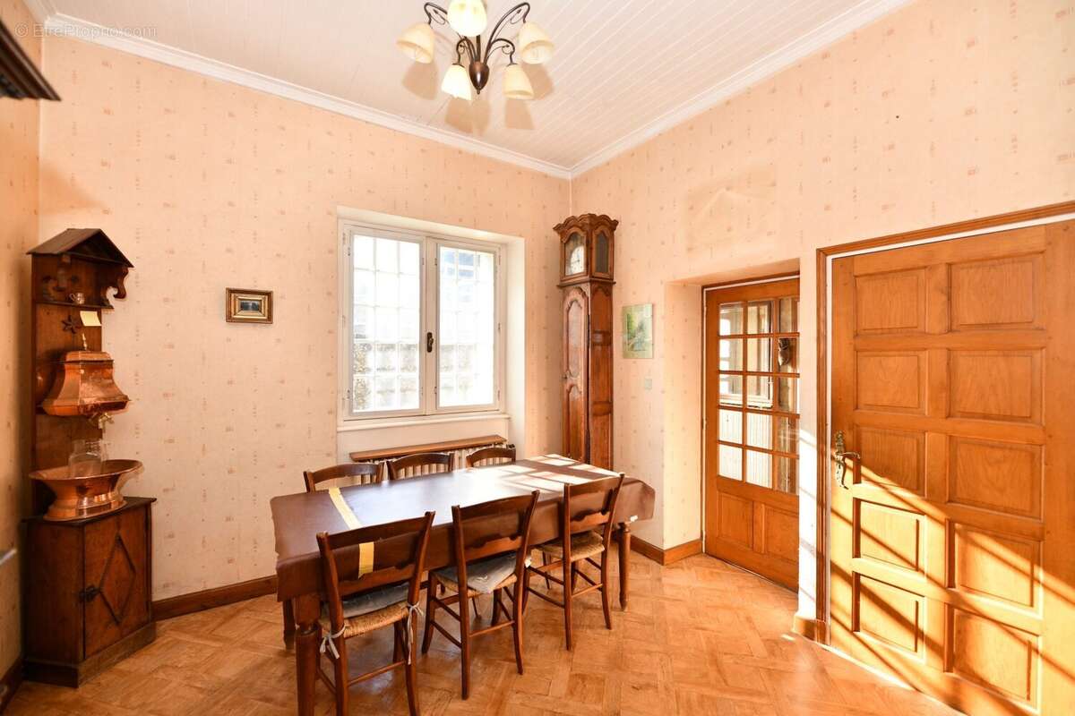 Maison à RILHAC-XAINTRIE