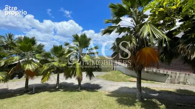 Villa de type F5 et pette dépendance avec vue mer sur les hauteurs de CASE-PILOTE - photo 8