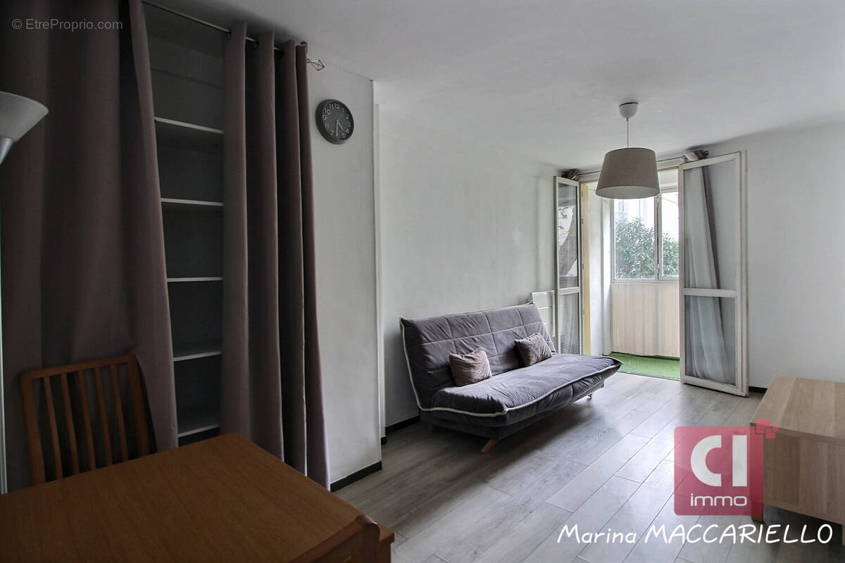 Appartement à MARSEILLE-9E