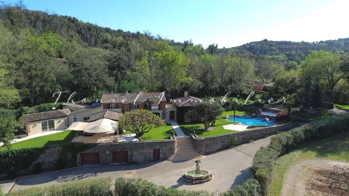 Maison à GRIMAUD
