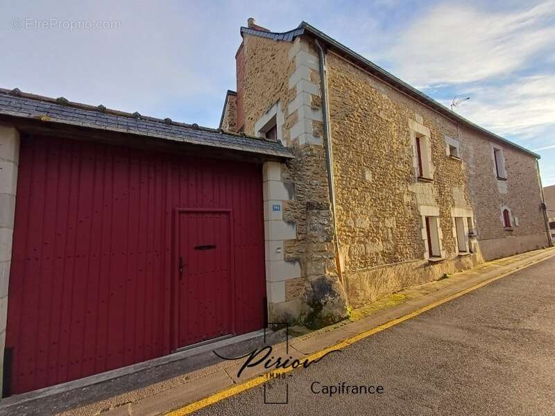 Appartement à MONTREUIL-BELLAY