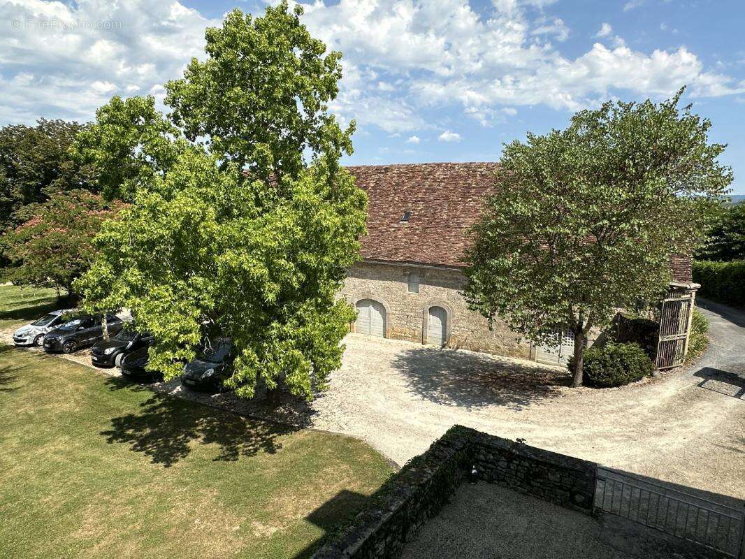Maison à LA CHAPELLE-AUX-SAINTS