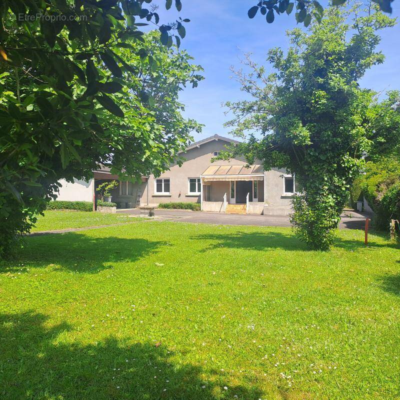 Maison à BENEJACQ