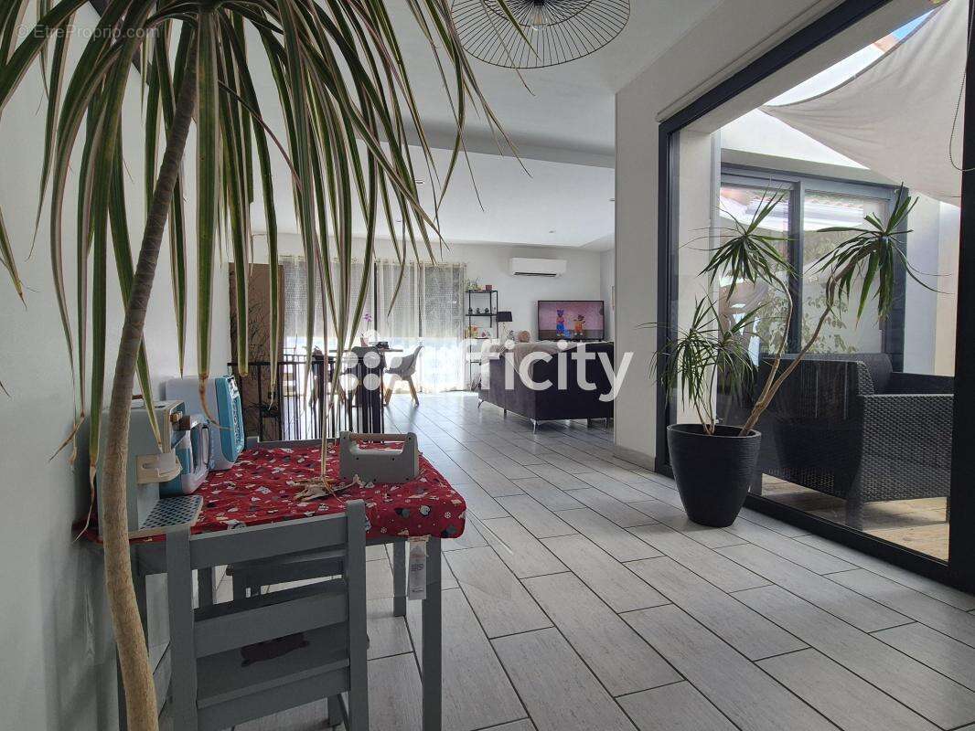 Maison récente - photo 9