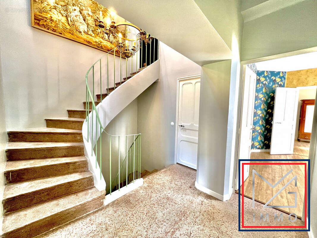 Maison à SIX-FOURS-LES-PLAGES