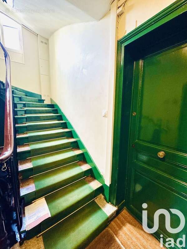 Photo 3 - Appartement à PARIS-16E