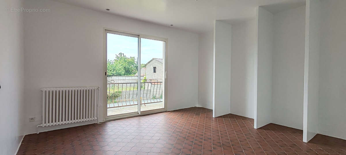 MAISON familliale centre bourg - photo 6
