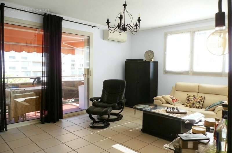 Appartement à MARSEILLE-10E