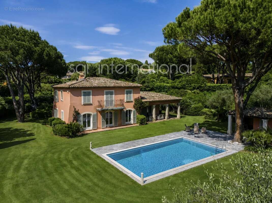Ref 2361 - saint-tropez - villa provençale - proche centre - photo 2