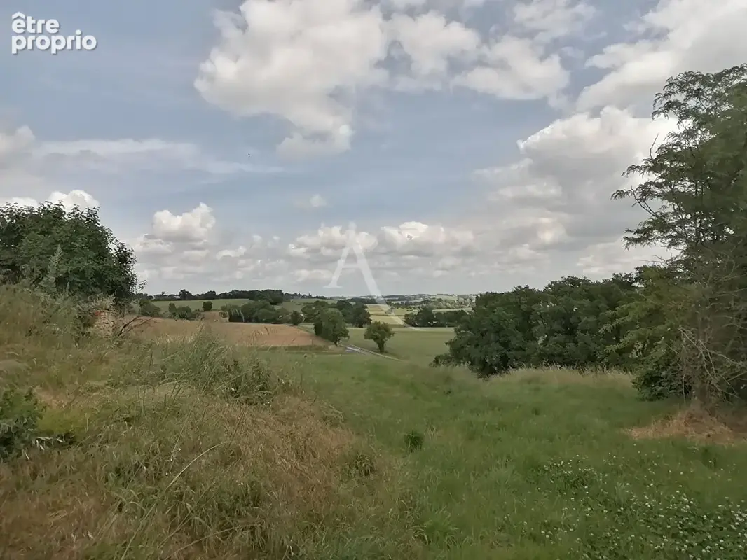 FORENTIN, Maison à rénover de 466 m² - photo 15