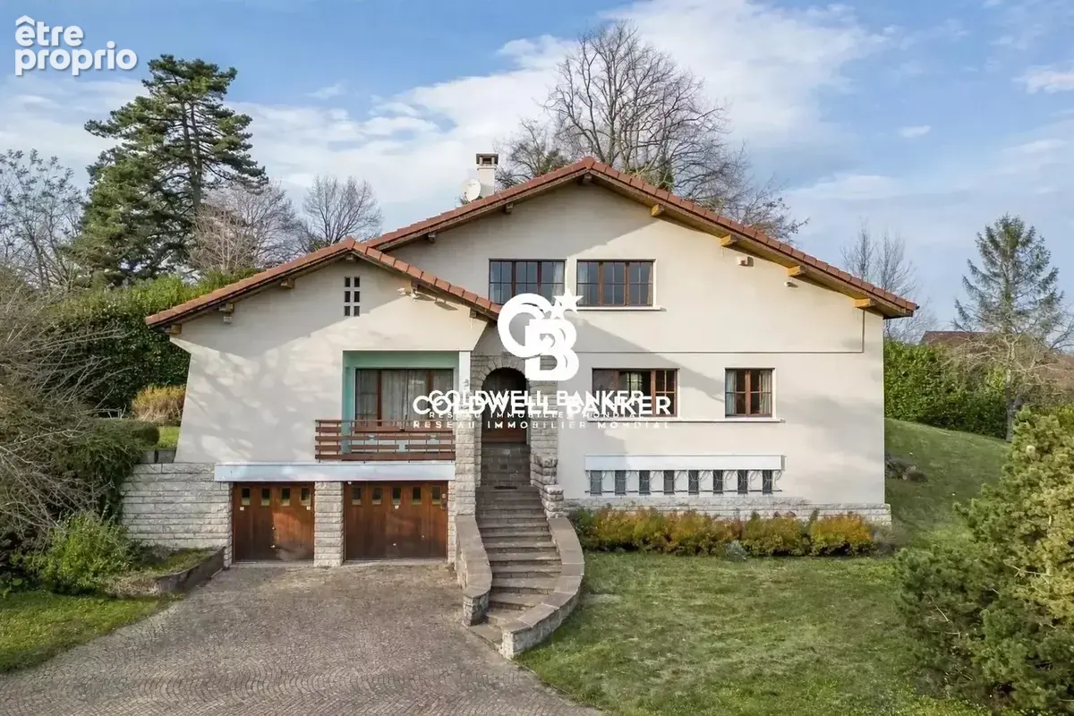 Maison de caractère à vendre Vétraz-Monthoux avec vue montagnes, volumes généreux et cadre résidentiel 74100 - photo 2