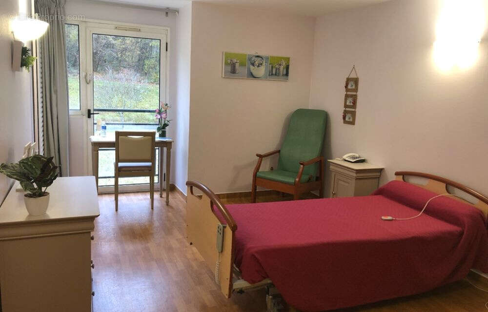 Appartement à POIGNY-LA-FORET