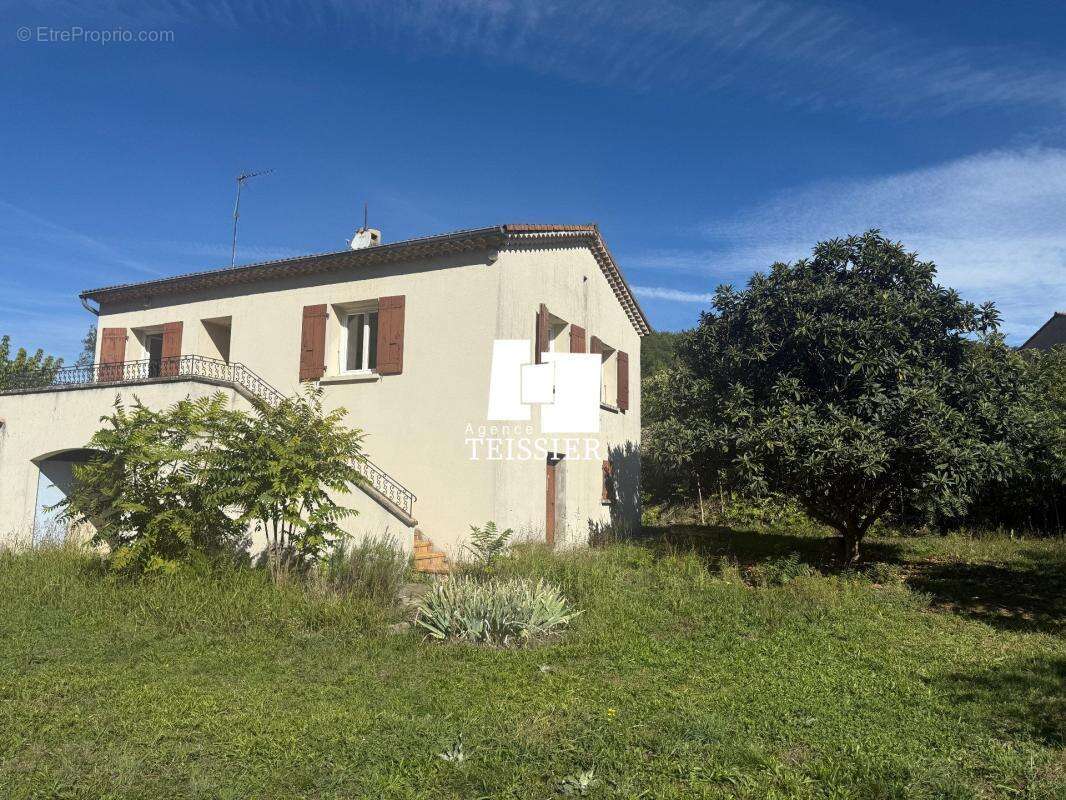 Maison à CHAMBONAS