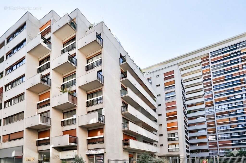 Appartement à PARIS-11E