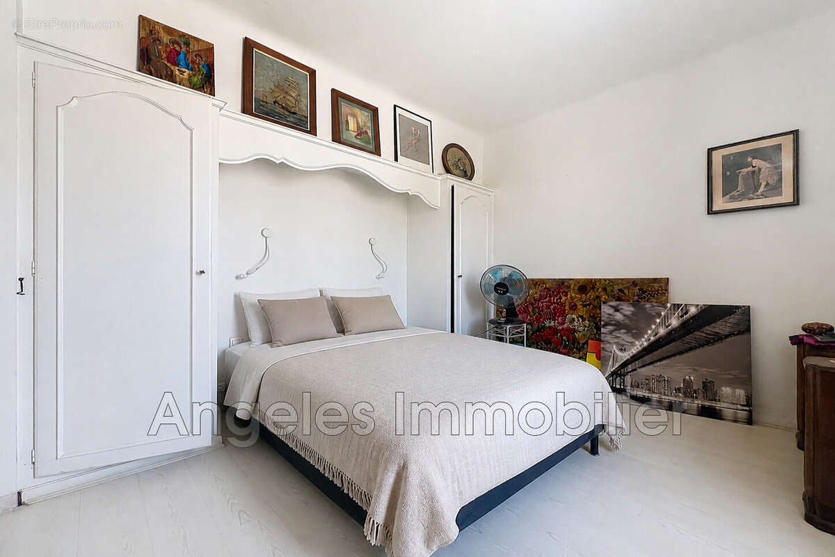 Maison 240 m² à Antibes  - photo 9