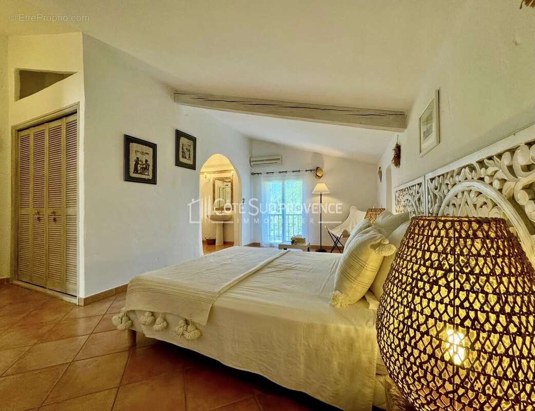 Maison à MAZAN