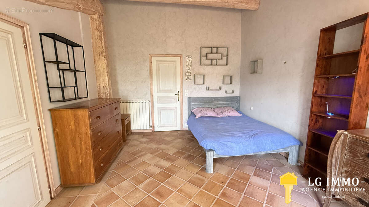Maison à SEMUSSAC