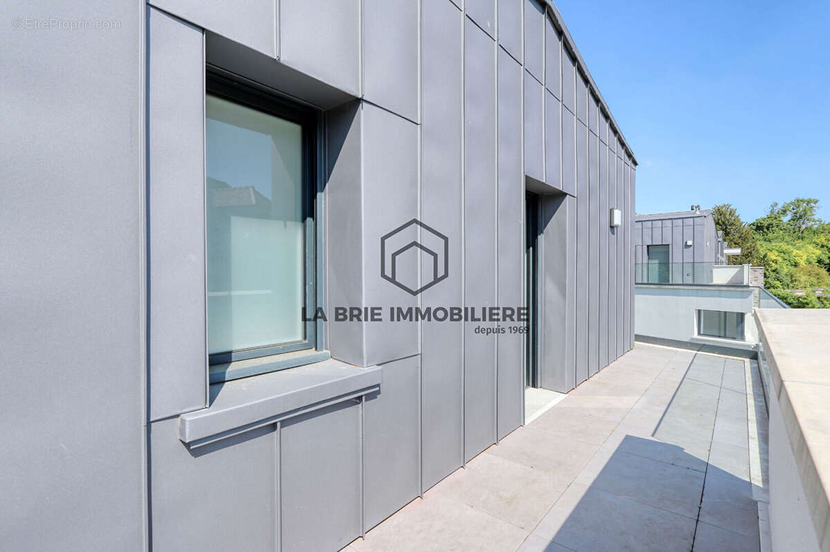 Appartement à RUBELLES