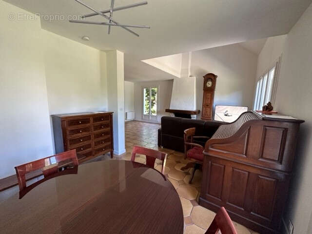 maison 6 pièces - photo 4