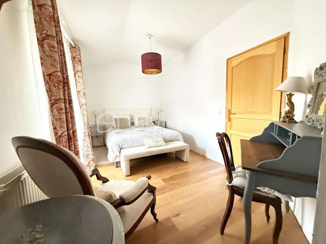 Maison à VELARS-SUR-OUCHE