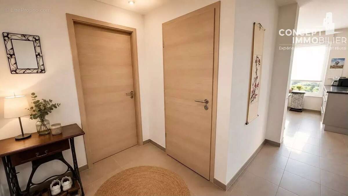 Appartement F3 à vendre, balcon,  box en sous sol - photo 2