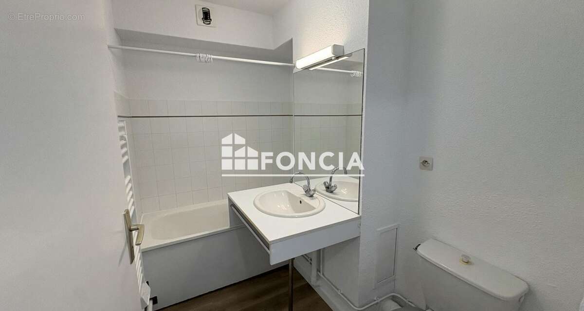 À vendre – Studio 20 m² avec balcon et parking à Talence (proche Lycée Victor Louis) - photo 4
