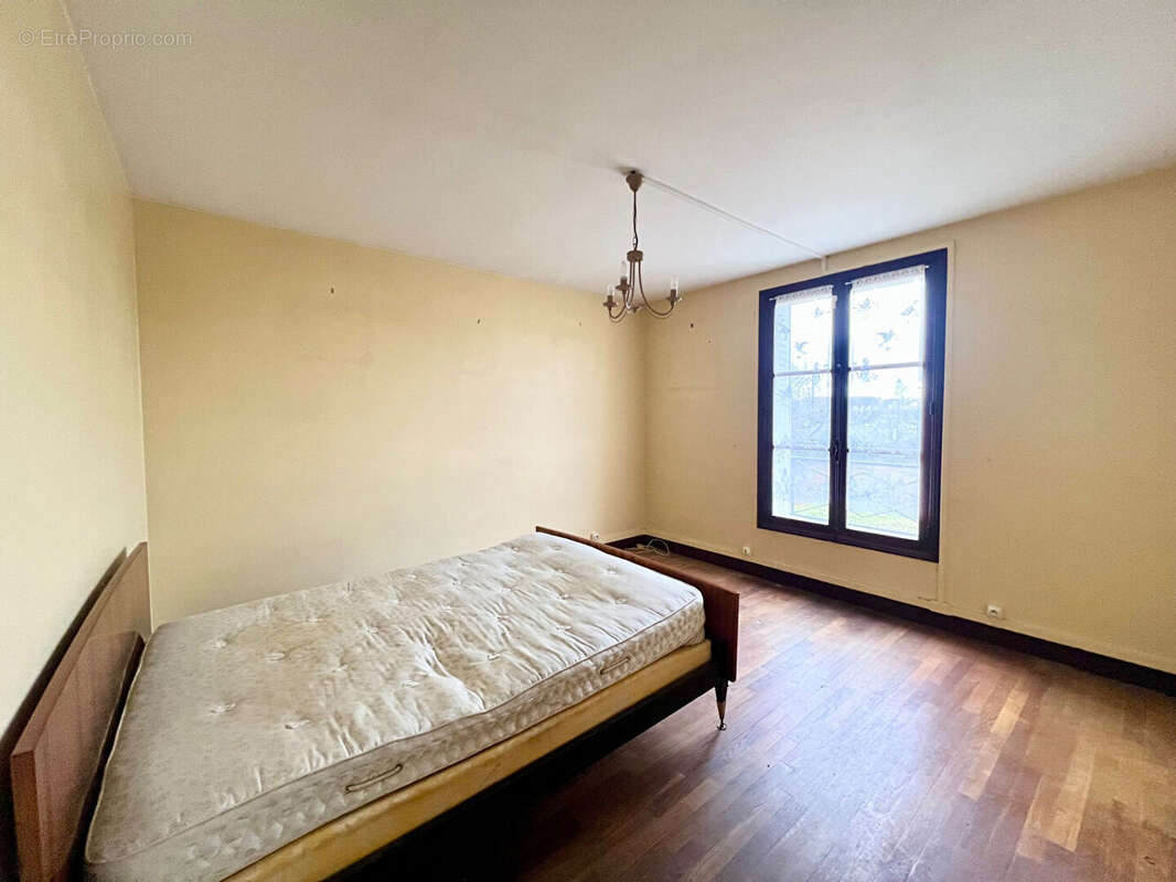 Maison à BRIE-COMTE-ROBERT