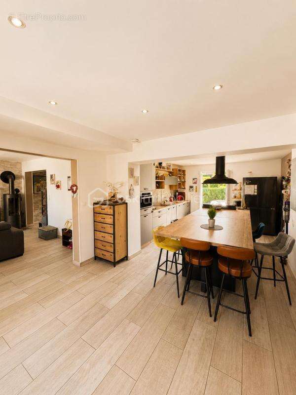 Maison familiale avec suite parentale, à pied de la gare de Gisors - photo 6