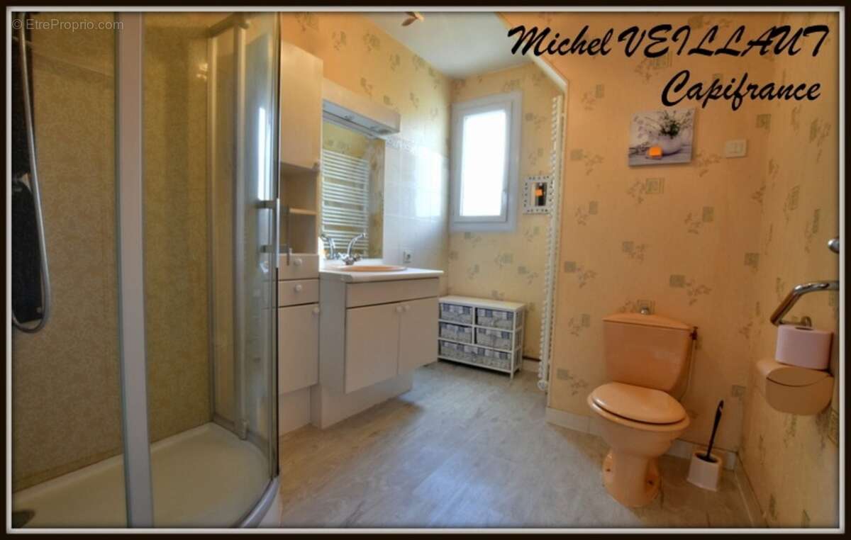 Maison à vendre 4 pièces MOULINS (03), garage, 2 chambres, patio - photo 5