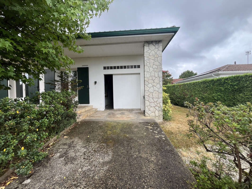 Maison de ville T4 de plain pied - 110 m2 - photo 8