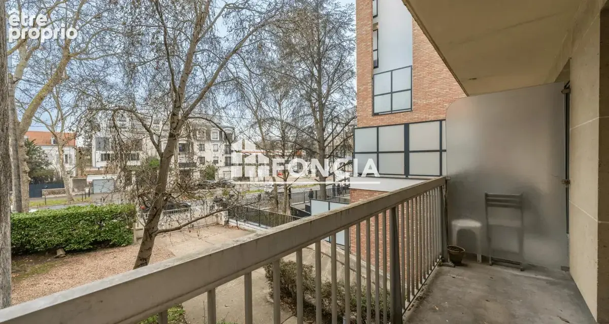 Deux pièces avec balcon, cave et parking en sous-sol - photo 3